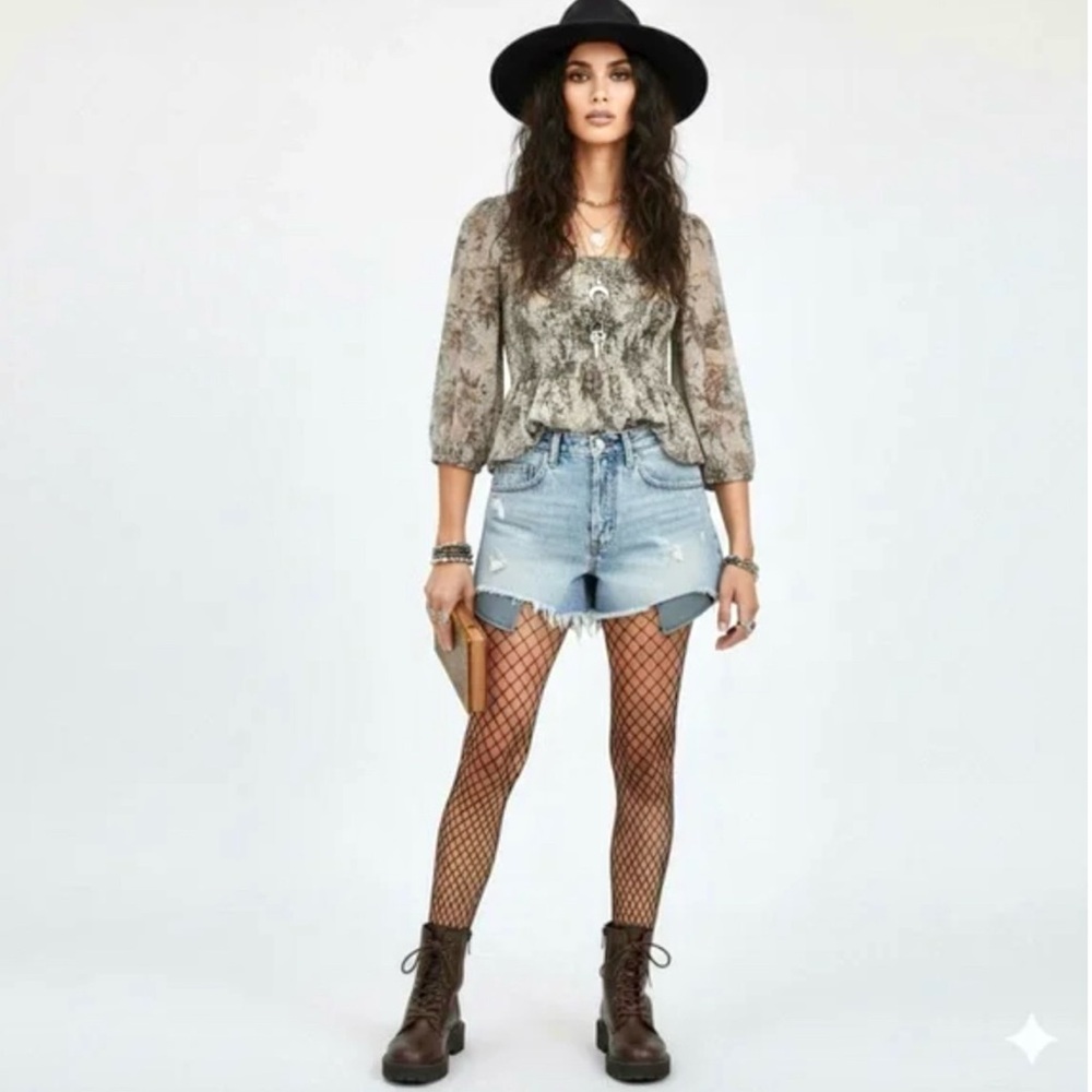 Free People Ever After Floral 3/4 Sleeve Smocked Blouse Small - Picture 6 of 12